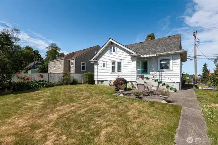 Level yard with room for gardening or recreation