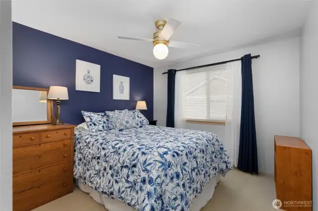 Large 2nd bedroom