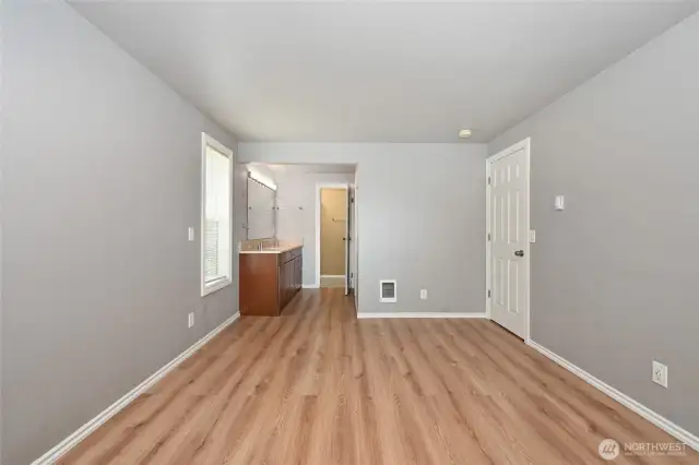 Spacious main bedroom  with ensuite