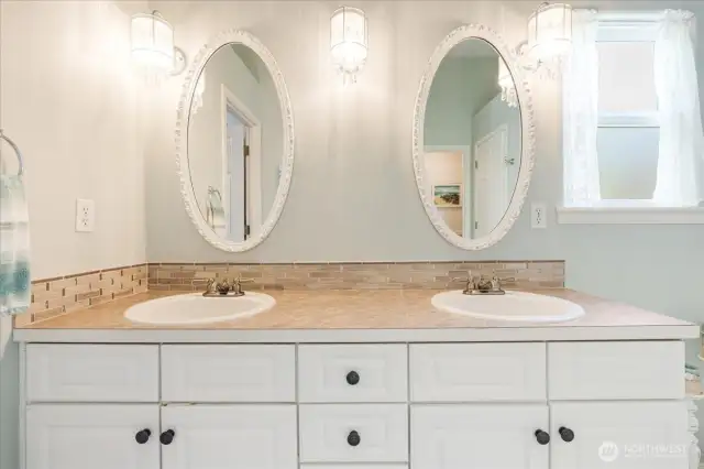 Primary Bath - double sinks