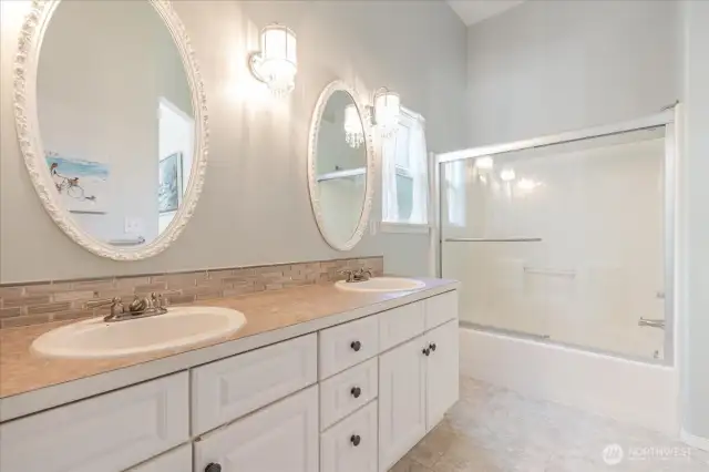 Primary Bath - Shower