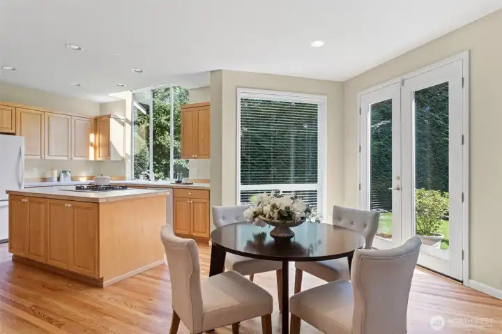 Breakfast nook