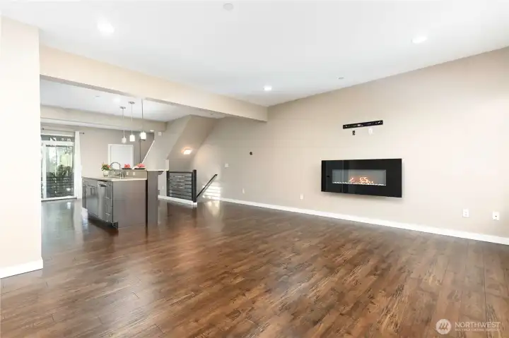 *Virtually Stage Dining Room*