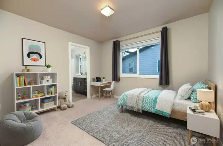 Additional bedroom *Virtually Staged* Jack and Jill full bath