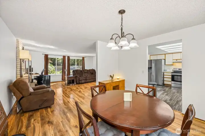 Dining room off of kitchen