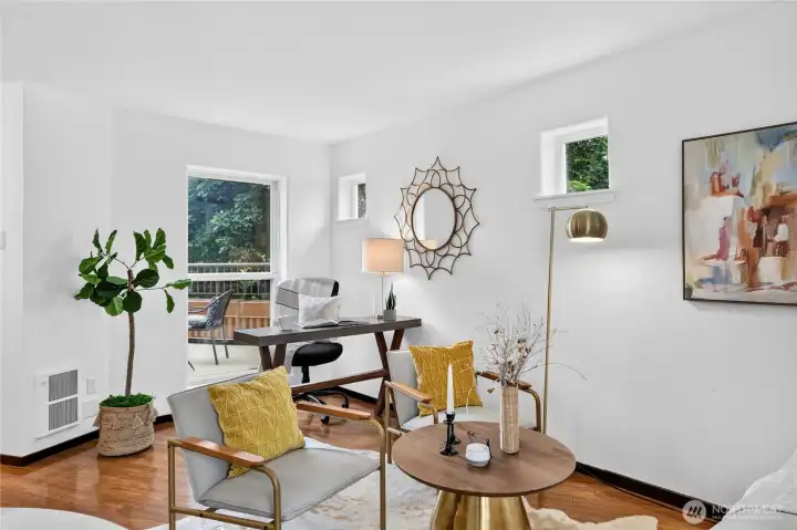 The perfect mix of big windows and privacy The perfect mix of big windows and privacy