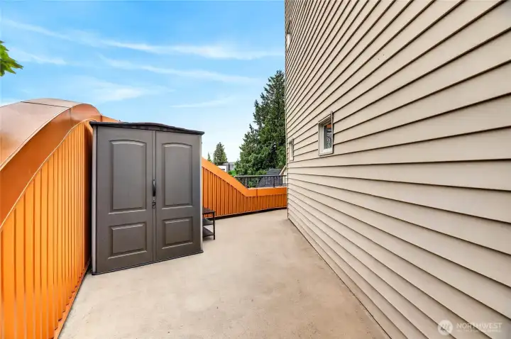Storage Shed conveys with the sale of the unit. Storage Shed conveys with the sale of the unit.