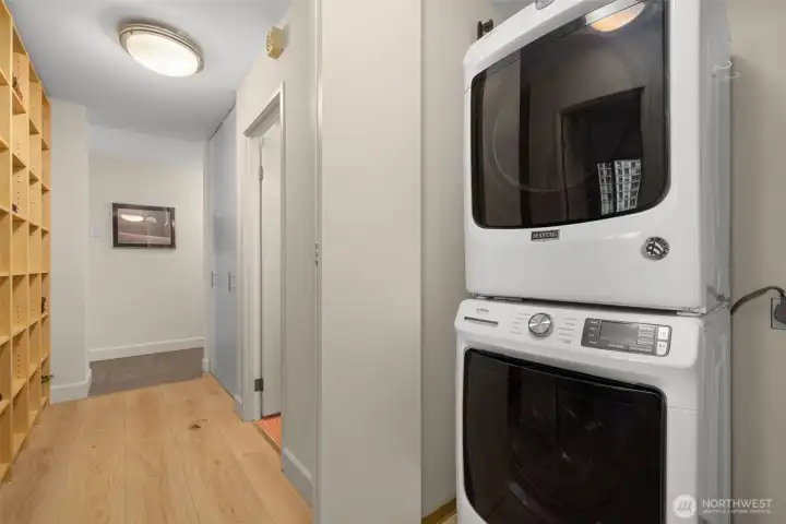 In unit washer and dryer!