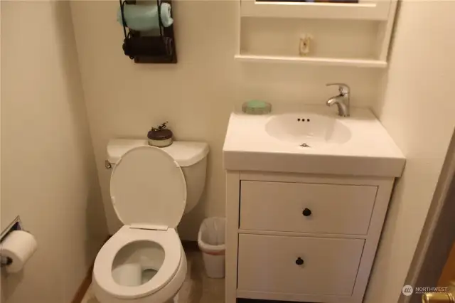 Primary 3/4 bathroom