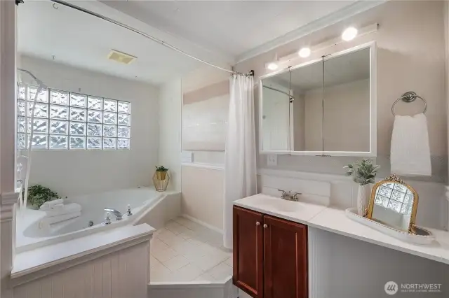 Primary ensuite