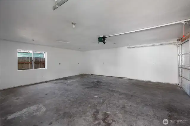 Detached shop