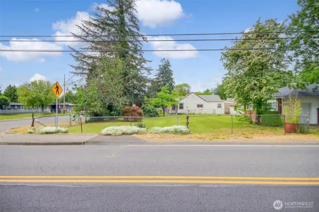 Facing the front of property from Union Ave - Lake Street on the left