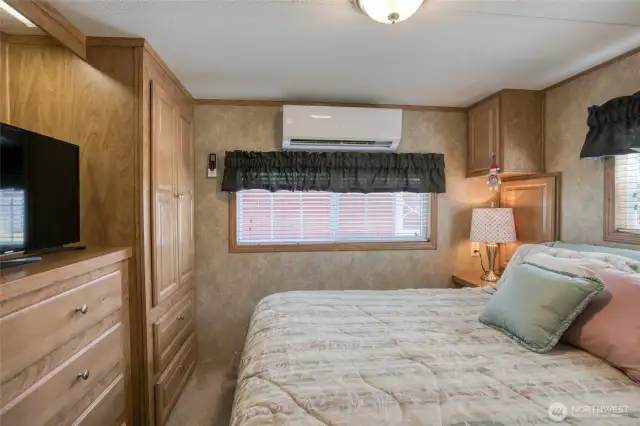 Park model bedroom