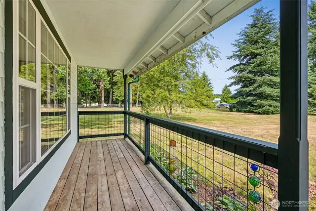 Cozy Front Porch
