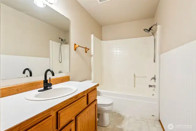 Full Guest Bathroom