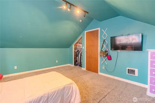 Bedroom 3 Upper