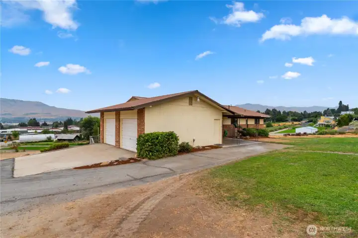 2 car garage