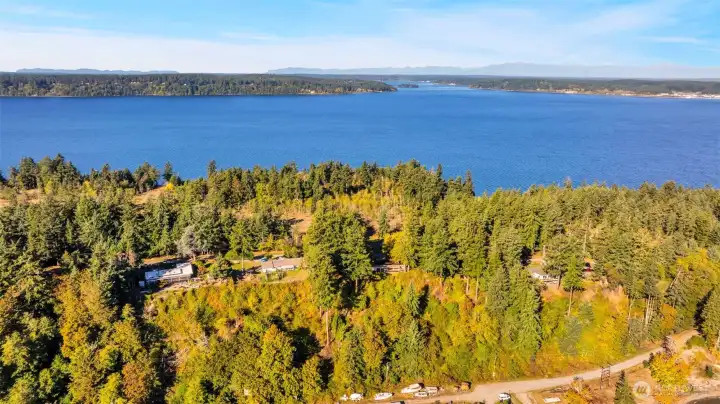 Good view of the main road heading right from the ferry