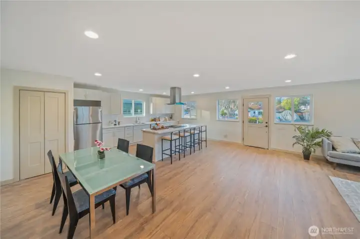 Welcoming Open Entry into your gorgeous home