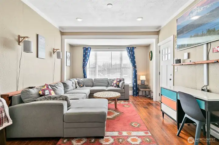 Modern recessed lighting!