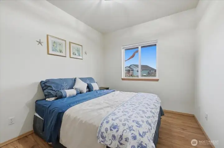 One of two bedrooms on the main floor~decorated so nicely~