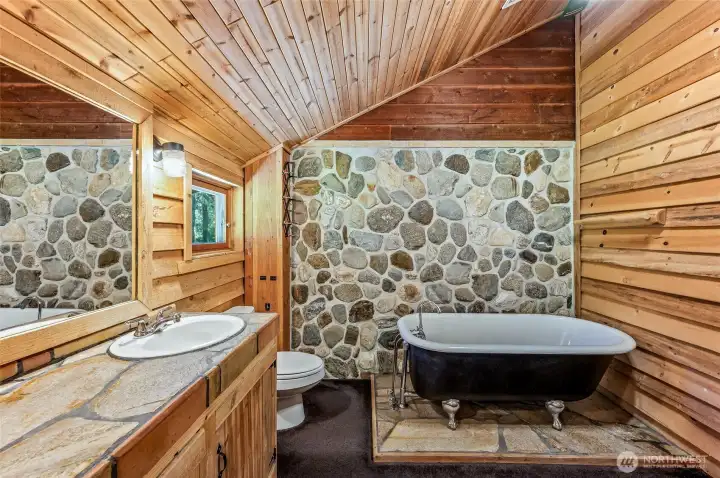 Upstairs Primary Bath