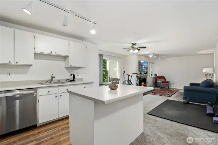 Great Room with tile surround fireplace and fresh carpeting! Great Room with tile surround fireplace and fresh carpeting!
