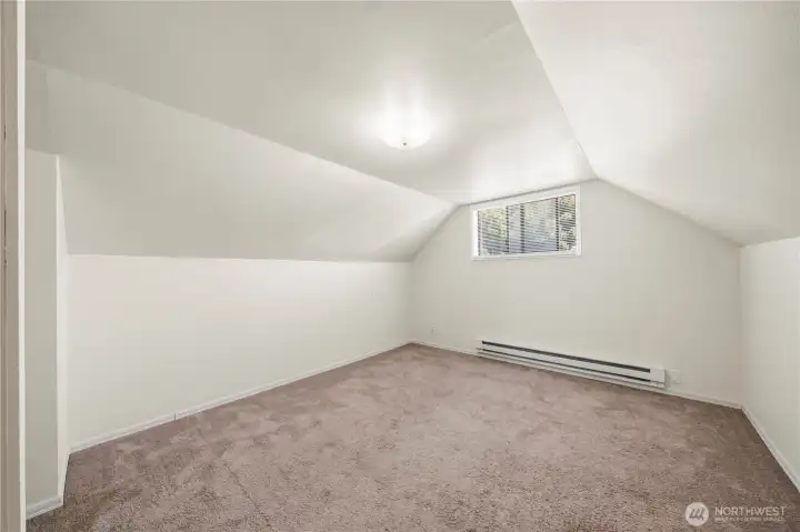 2nd bedroom on upper level of home (total of 4 bedrooms) 2nd bedroom on upper level of home (total of 4 bedrooms)