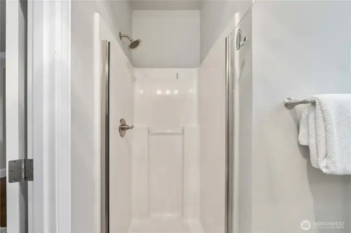 Easy care guest shower.