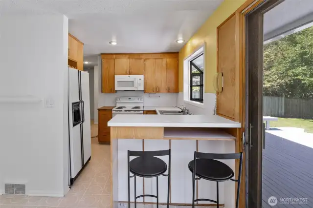 Kitchen bar