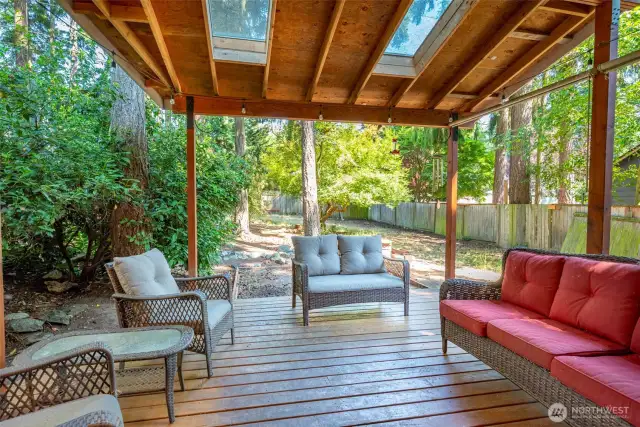 Huge porch outback.