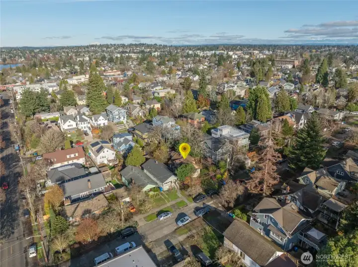 Lightrail at Roosevelt Station.