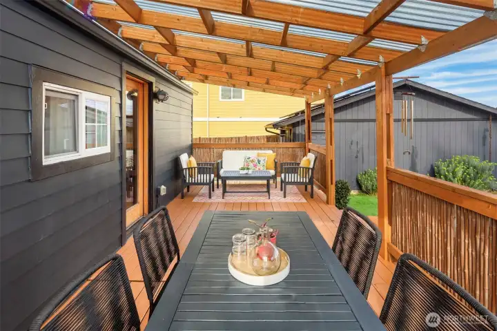 Looking back towards your expansive back deck. Lots of space here!