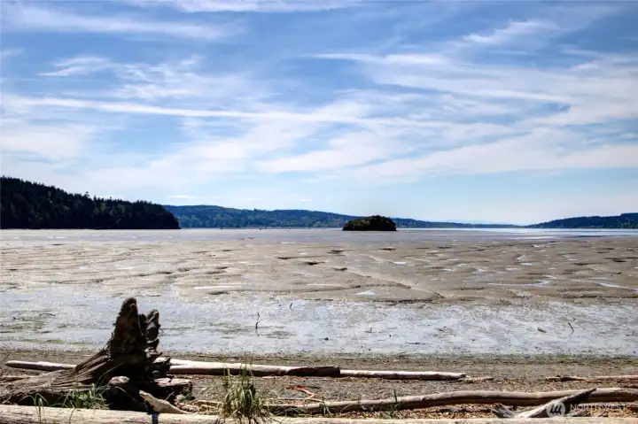 Marthas Beach minutes from lot