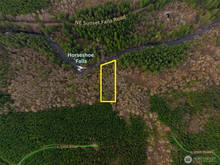 Overhead view with approximate boundaries in yellow. Overhead view with approximate boundaries in yellow.