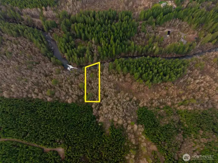 Overhead view with approximate boundaries in yellow. Overhead view with approximate boundaries in yellow.