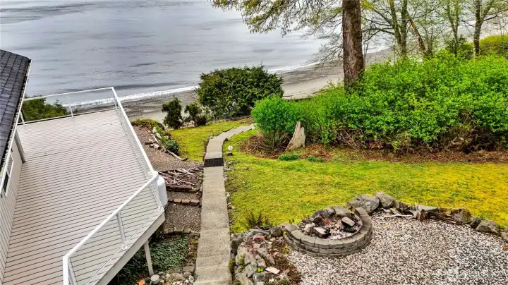 The walk to the beach doesn't get any easier than this!