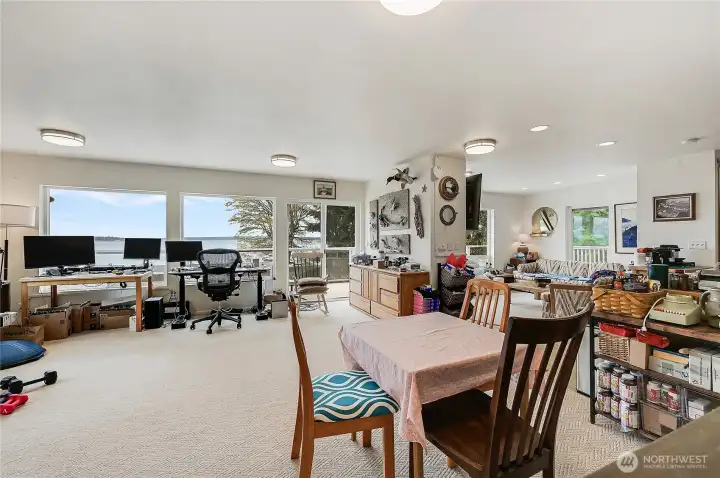 Good size space with a full bath and a bedroom as well as a complete kitchen.