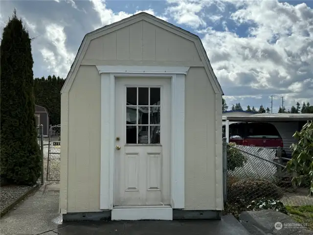 Shed with new paint