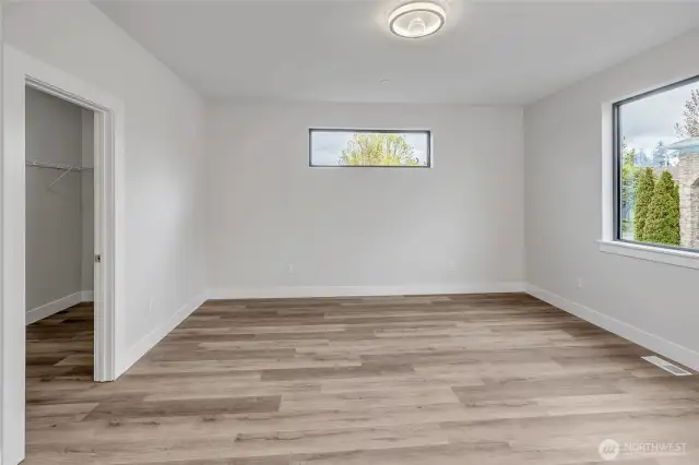 (Different unit & color scheme)