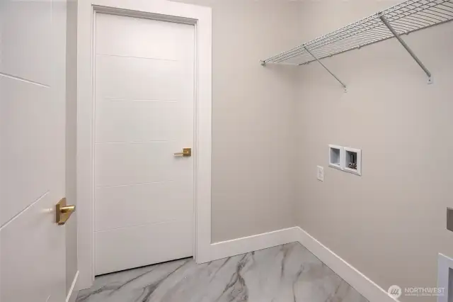 (Different unit & color scheme)