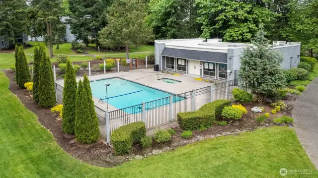 Pool, Hot tub and club house
