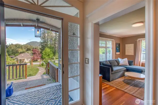 The foyer provides a welcoming warm entrance.