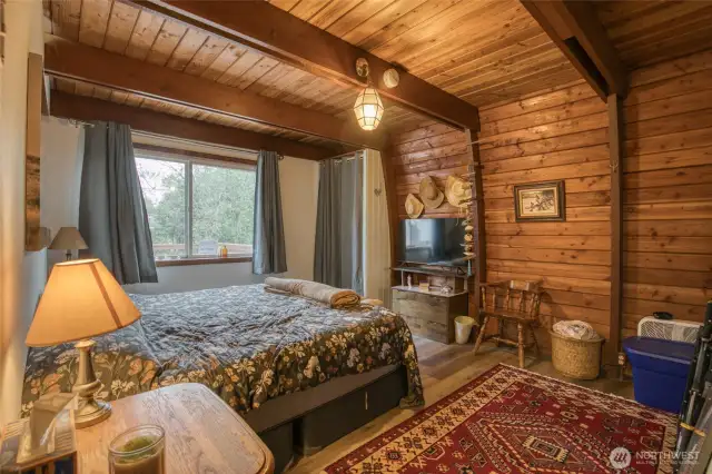 Main level bedroom