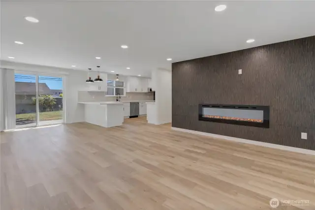 Super bright windows and all new LED lighting throughout