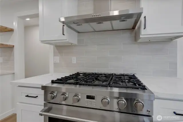 36" gas range and hood