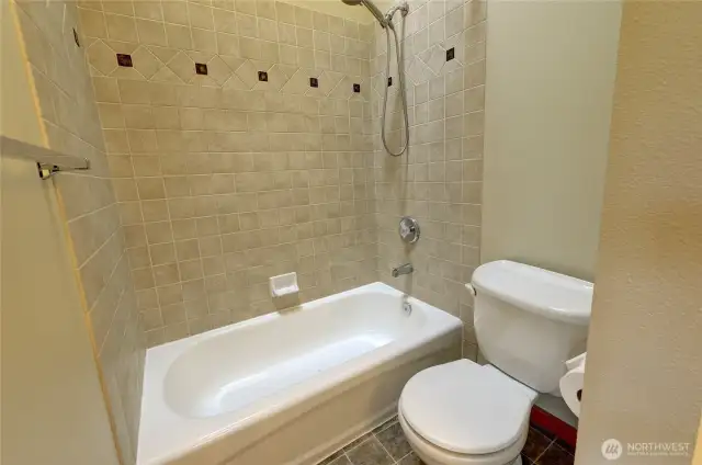 Full Bath & Upgraded Showerhead