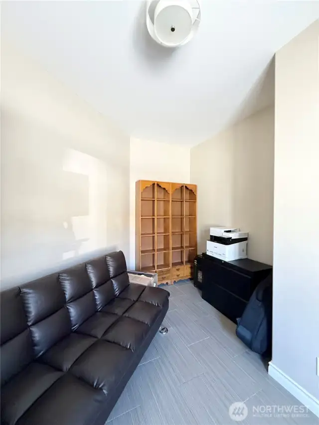 Primary Bedroom office