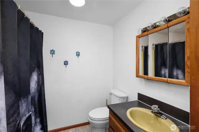 Main hall bath - nice updates.