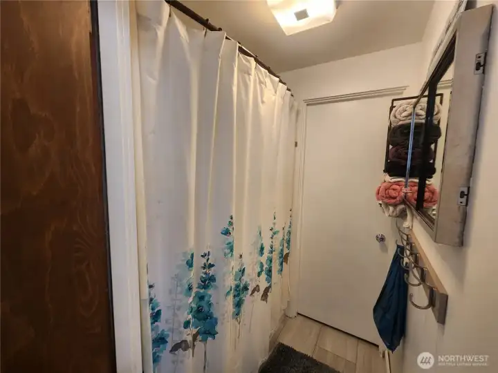 Primary and guest, shared shower room - jack and jill bathroom